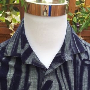 Men's International Laundry button down shirt